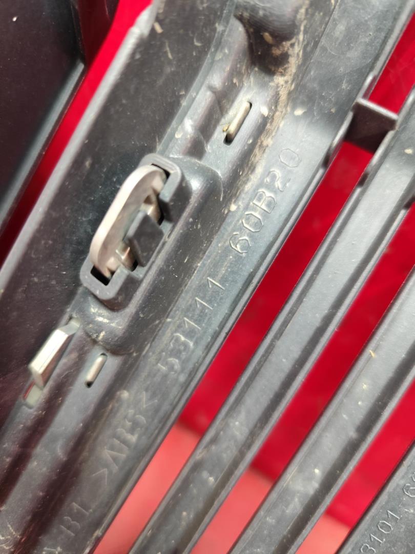 Решетка радиатора