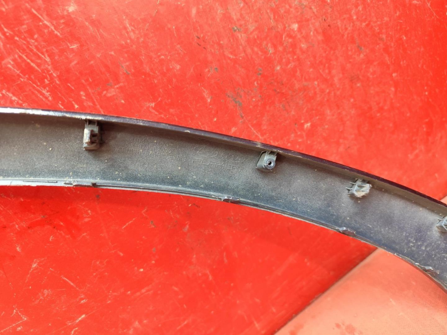 Накладка на решетку радиатора