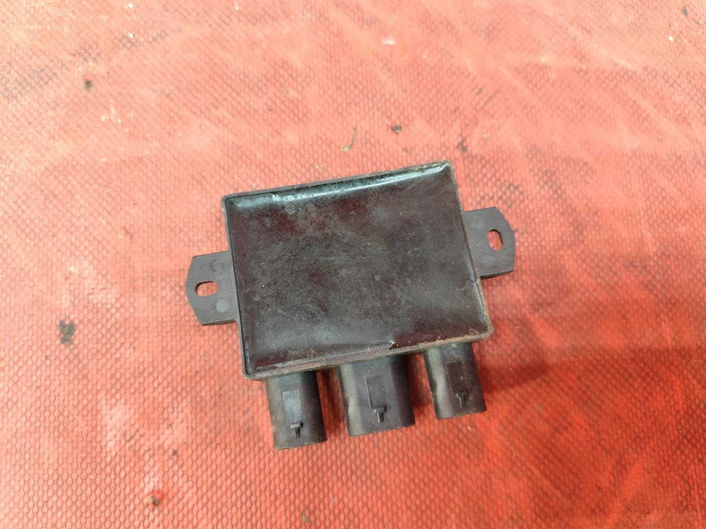 Датчик положения крышки багажника