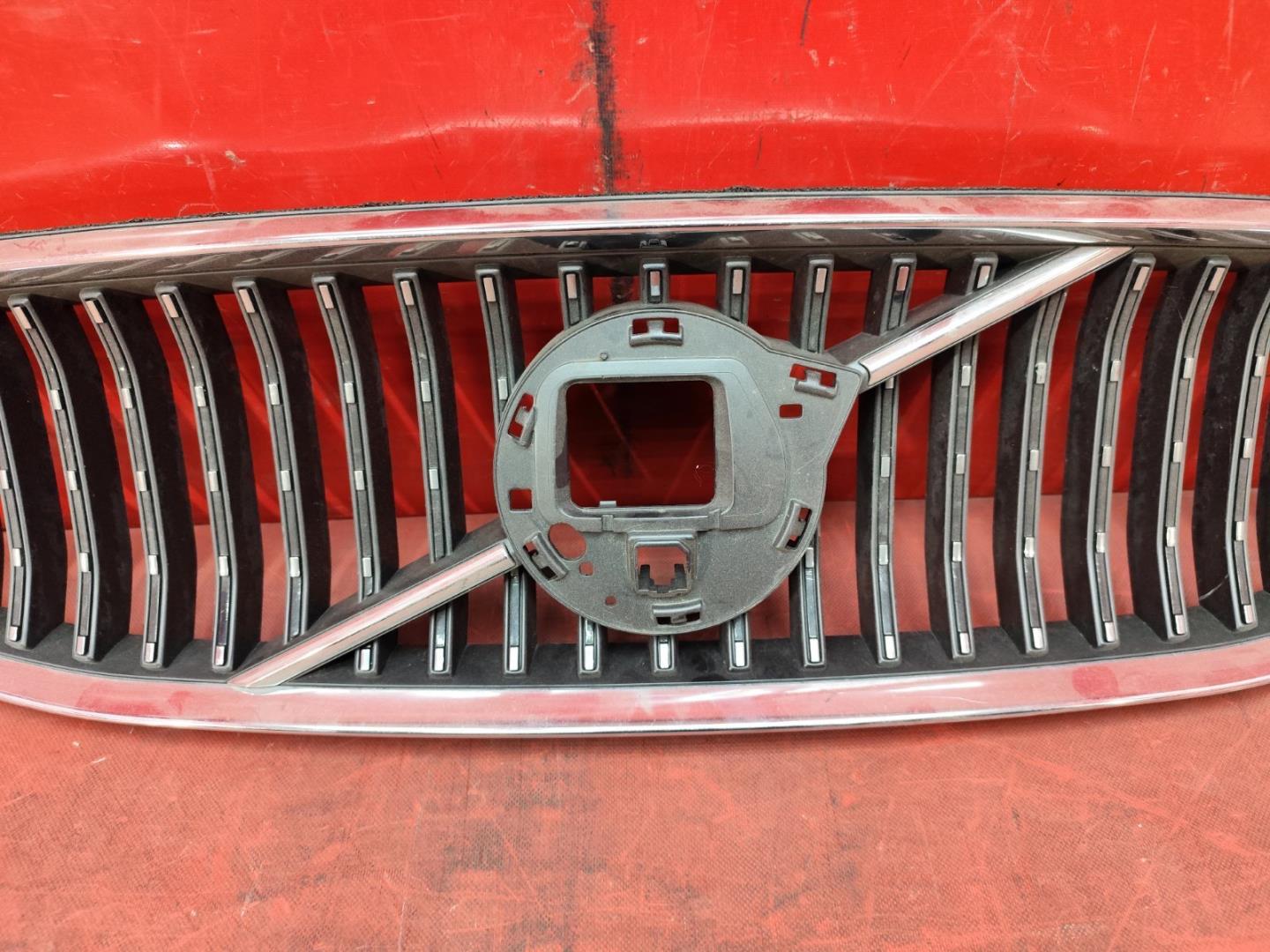 Решетка радиатора