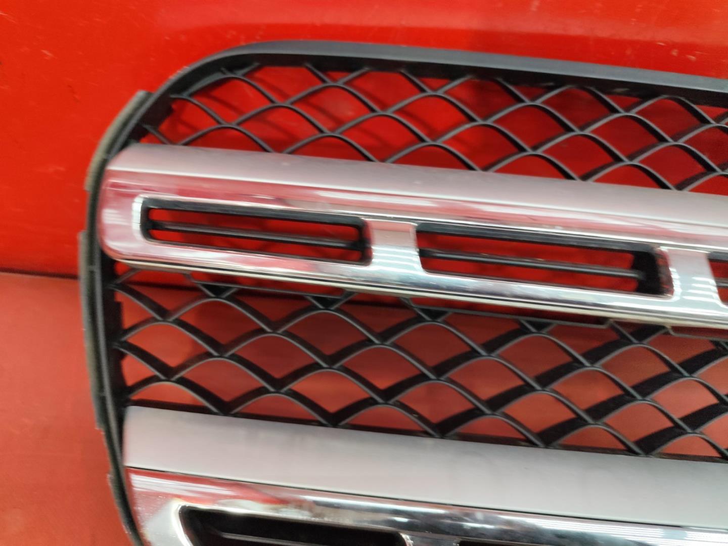 Решетка радиатора