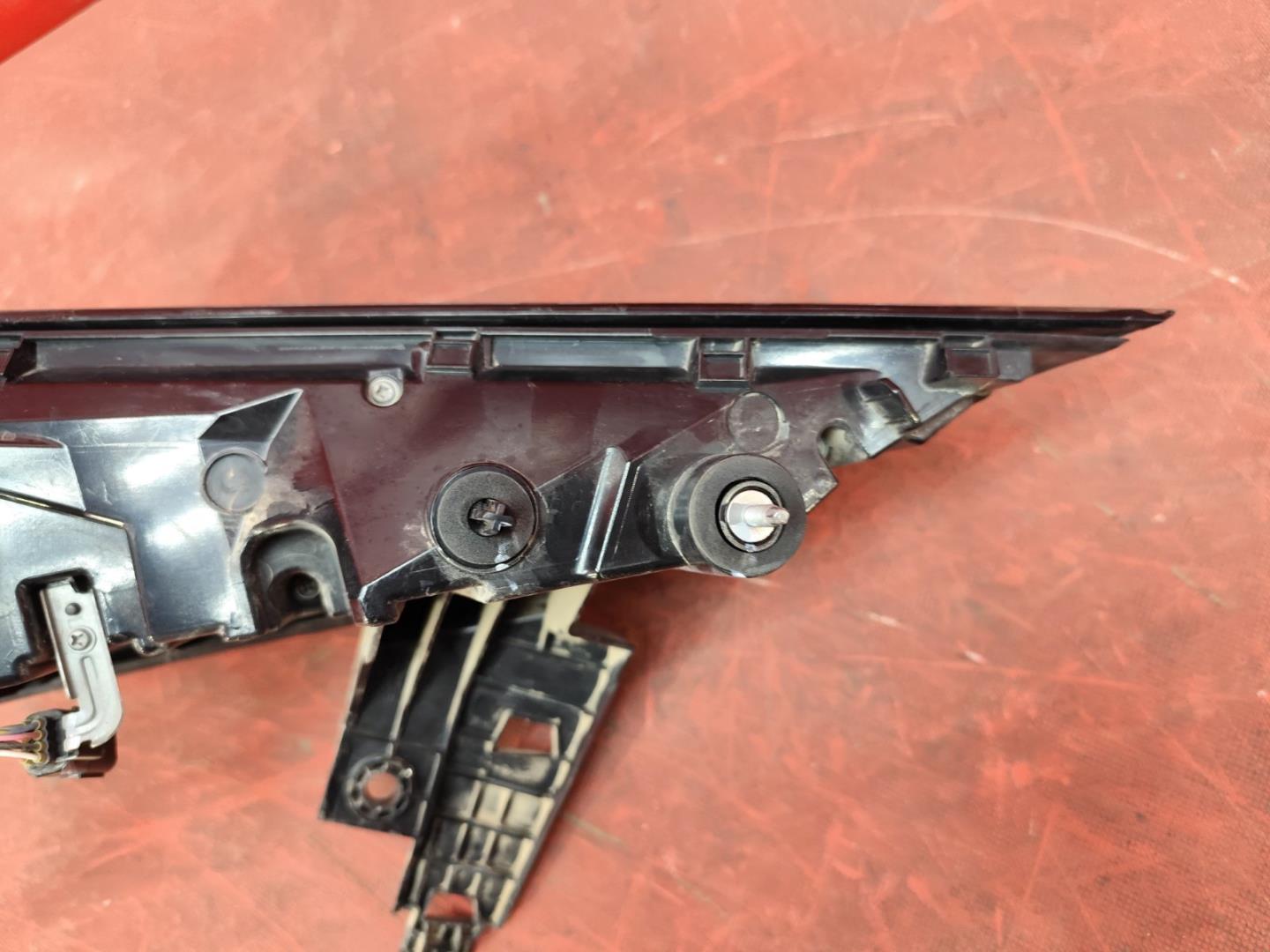 Фонарь задний