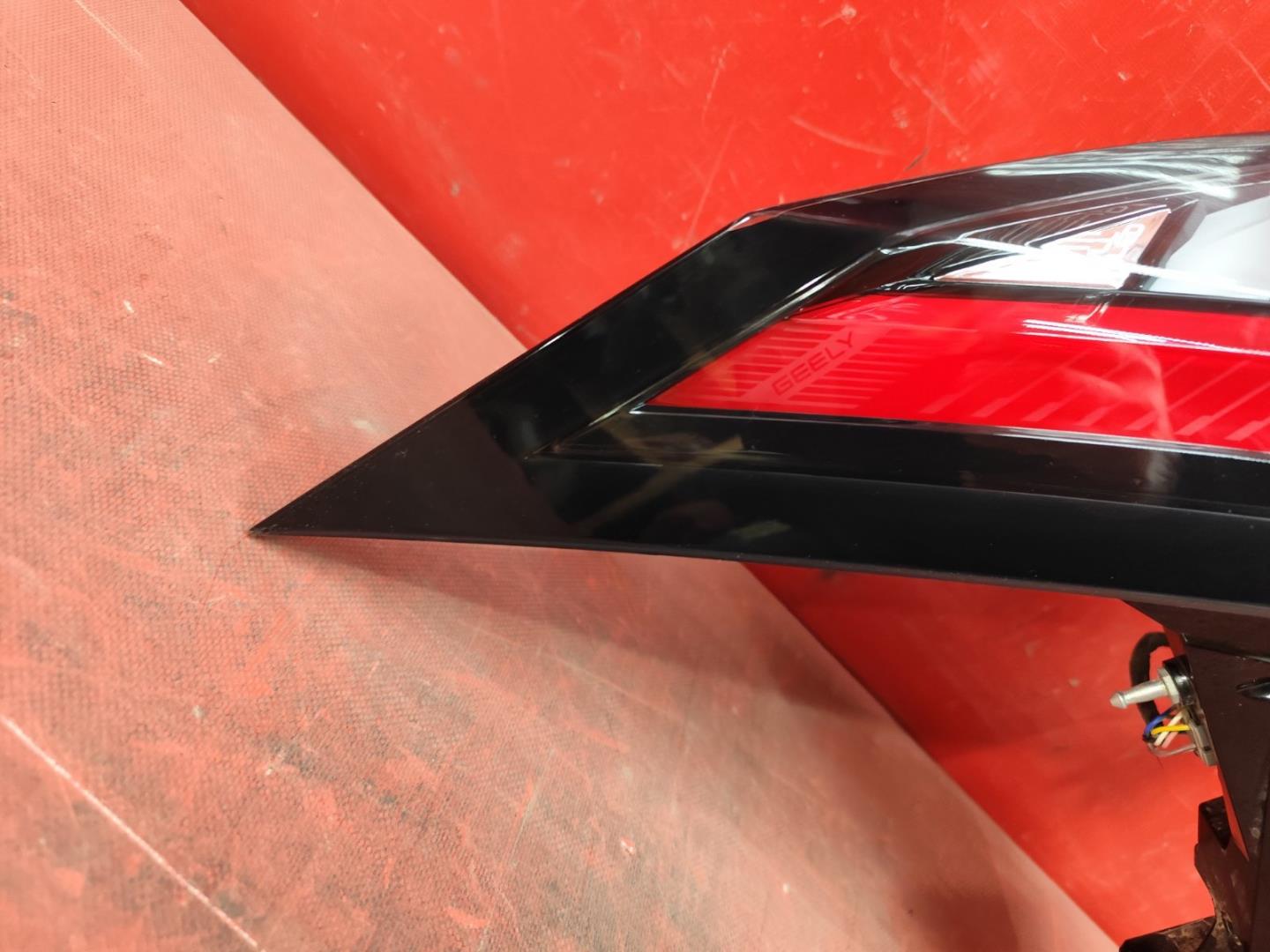 Фонарь задний