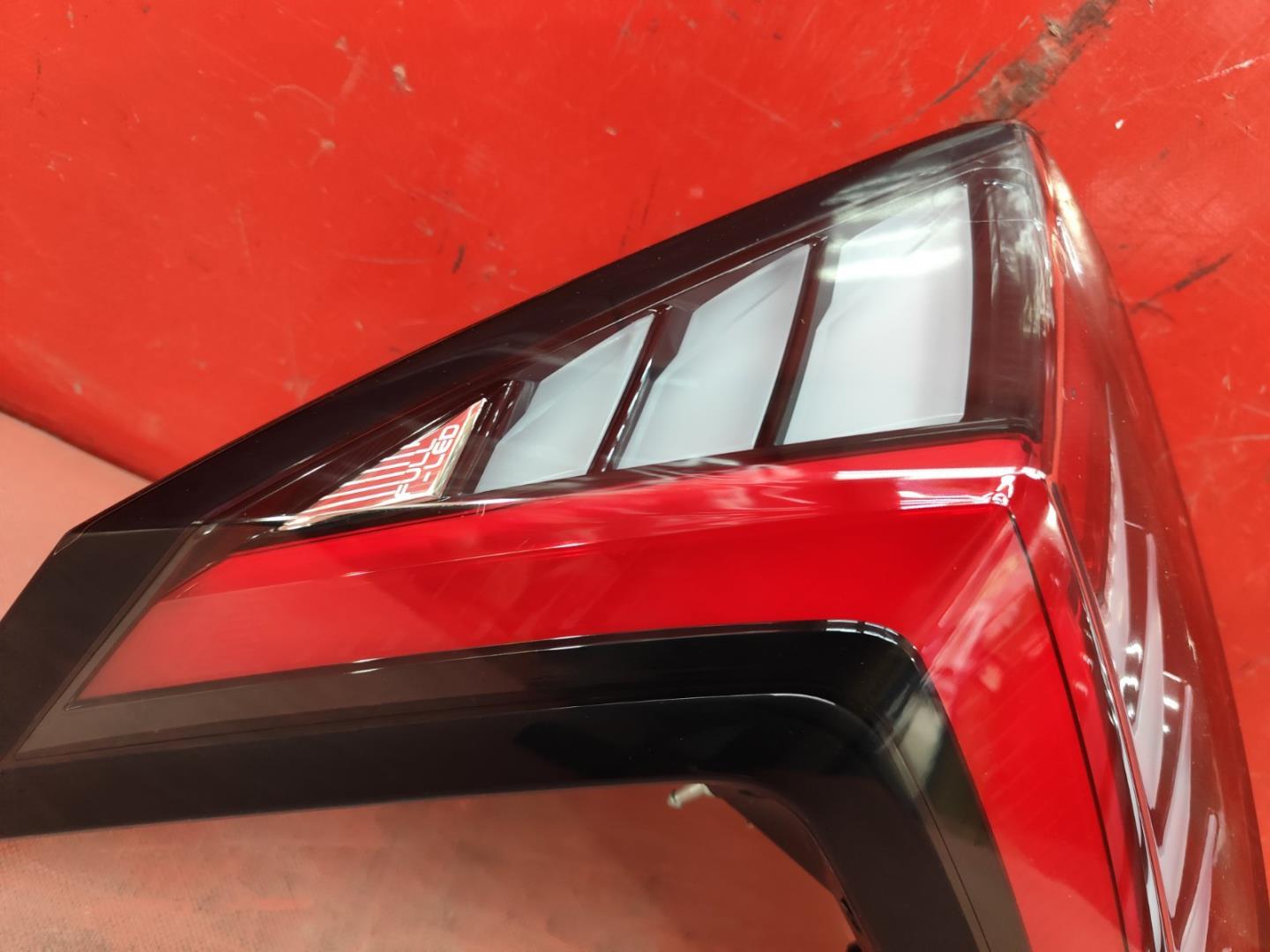 Фонарь задний