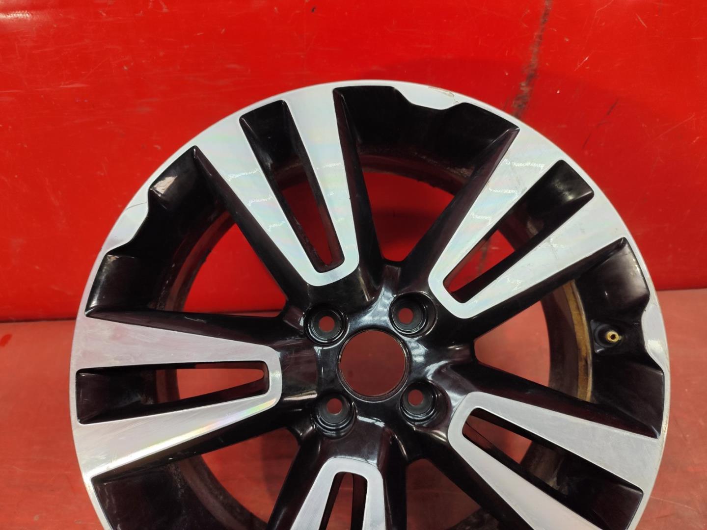 Диск колесный литой легкий сплав