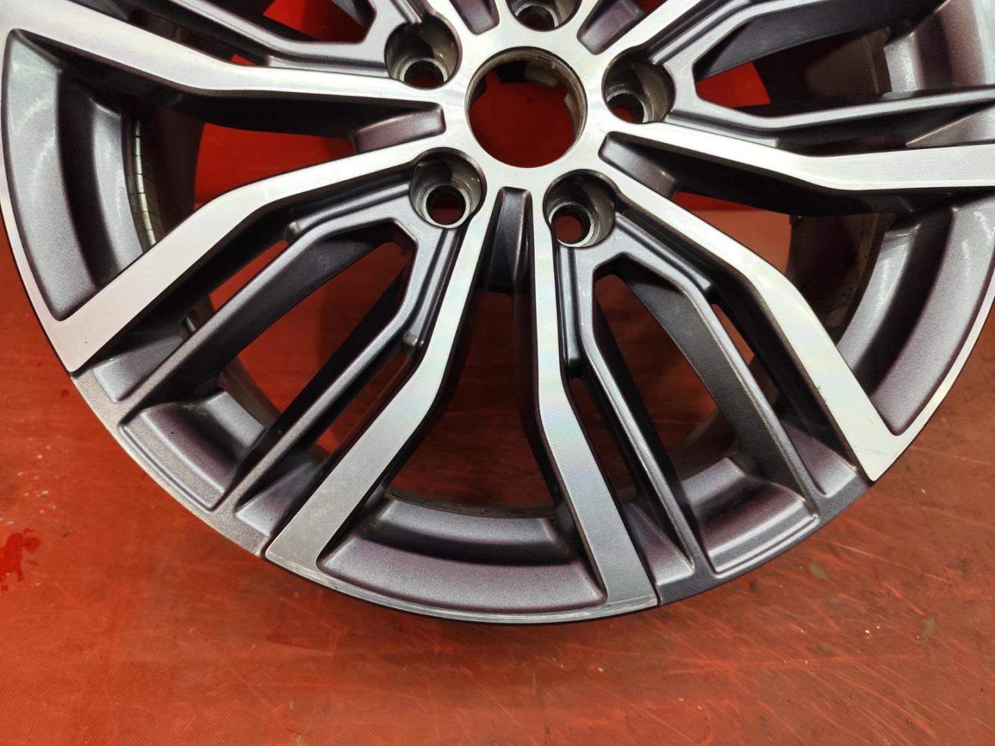 Диск колесный литой легкий сплав