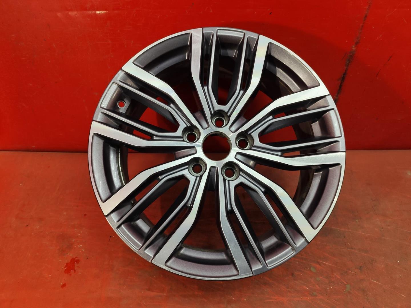 Диск колесный литой легкий сплав