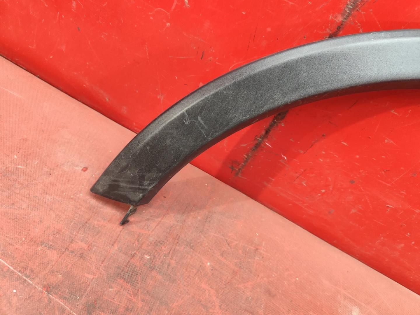 Накладка на крыло