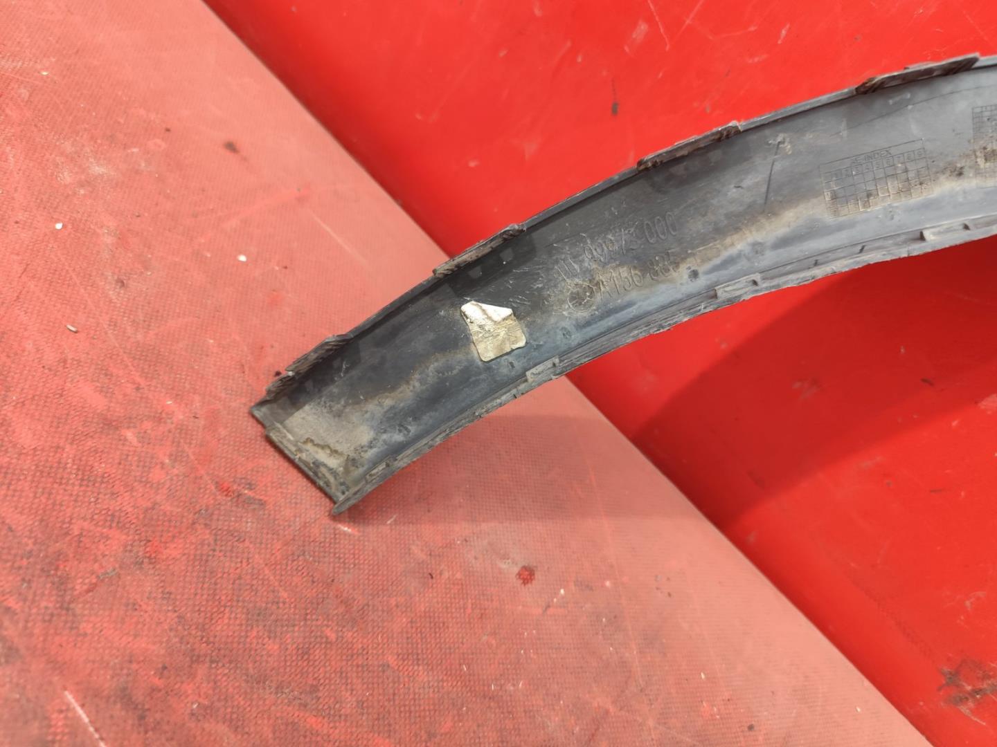 Накладка на крыло