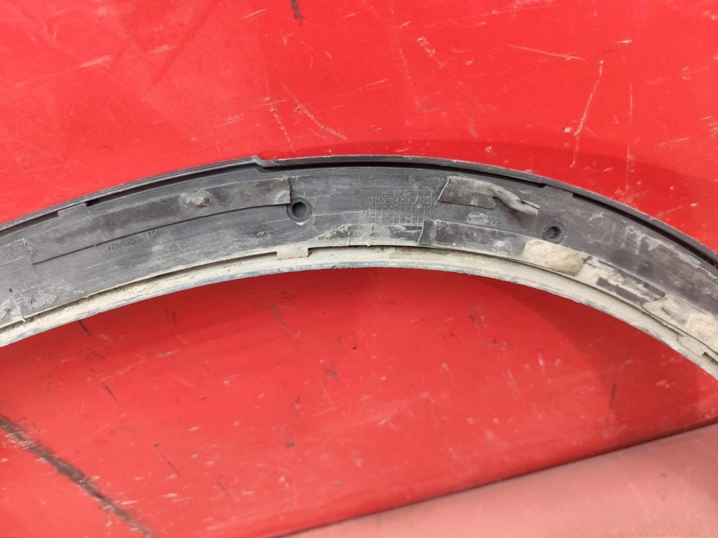 Накладка на крыло