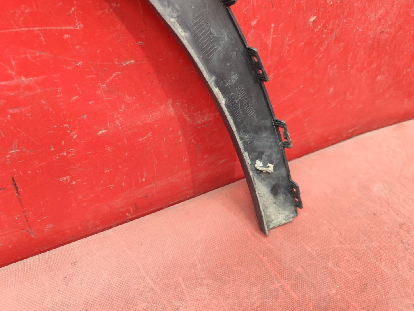 Накладка на крыло