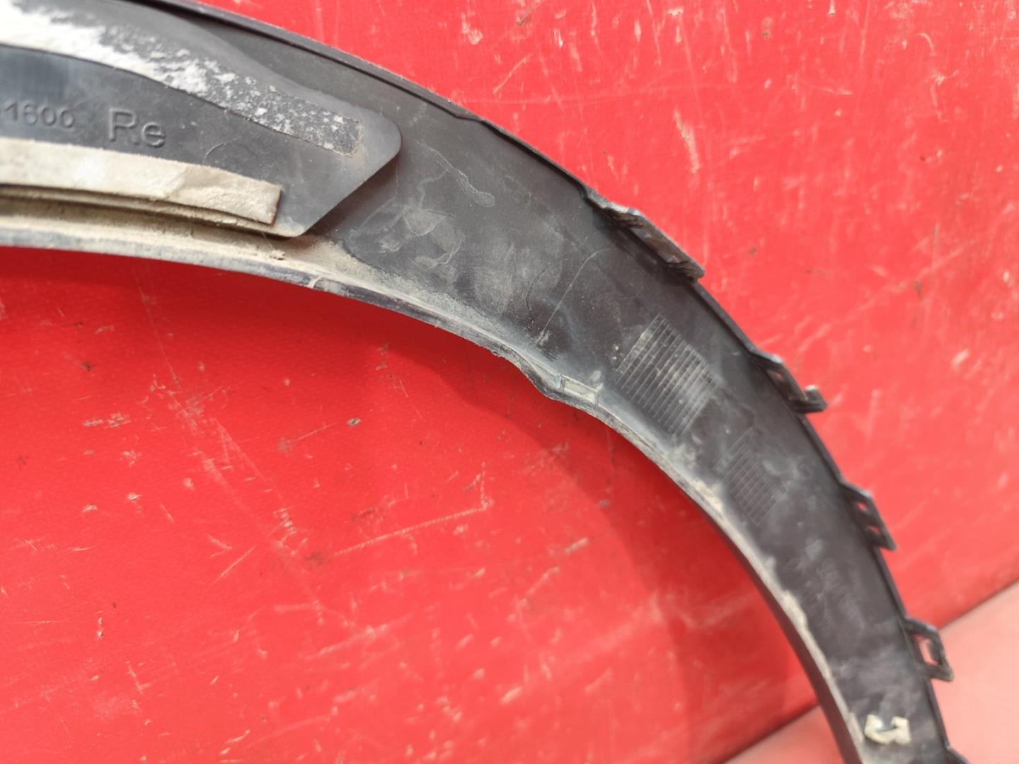 Накладка на крыло