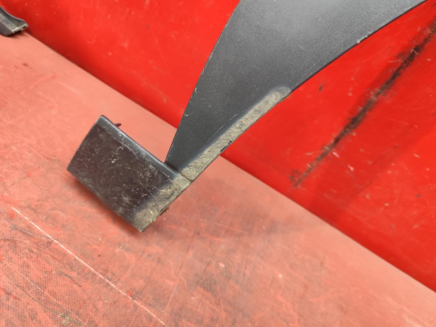 Накладка на крыло