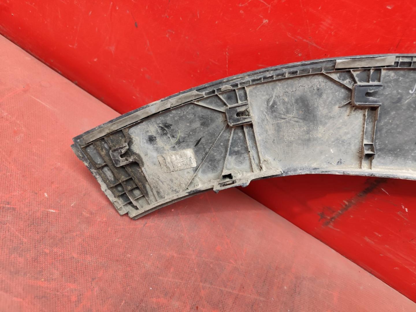 Накладка на крыло