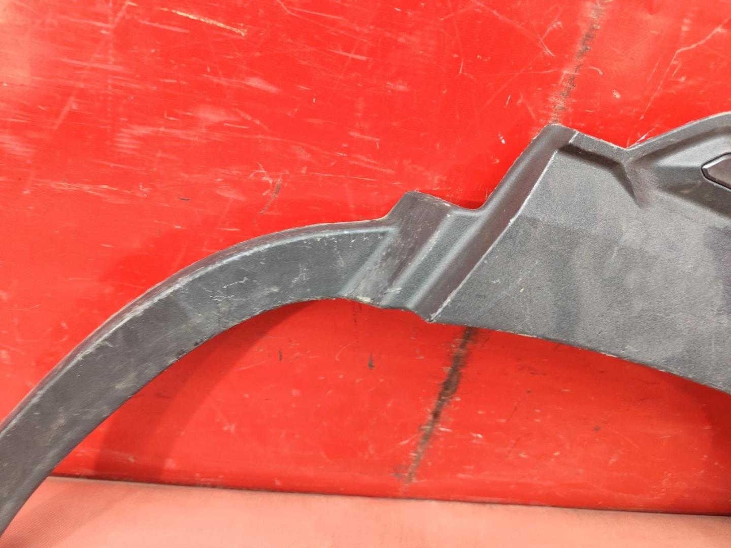 Накладка на крыло