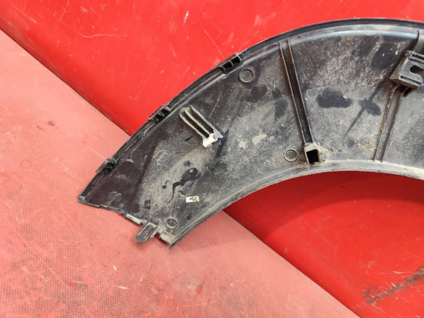 Накладка на крыло