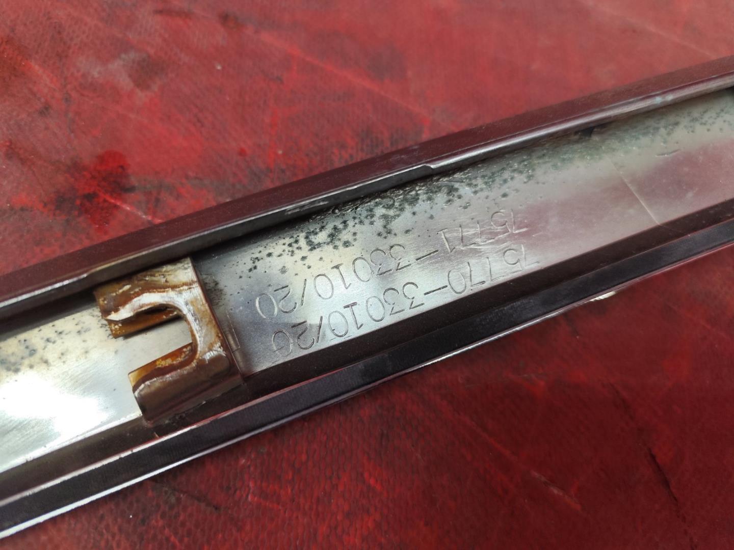 Накладка на капот