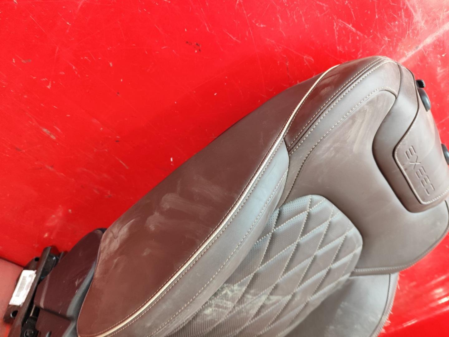 Сиденья комплект