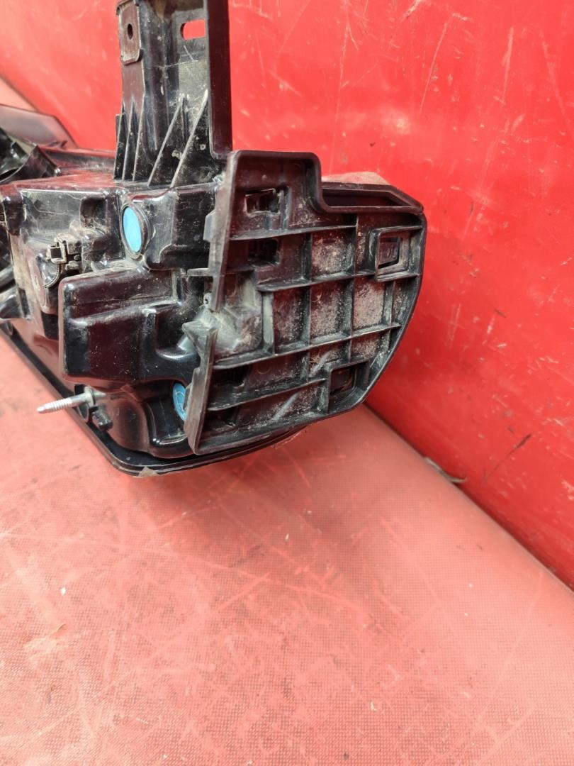 Фонарь задний