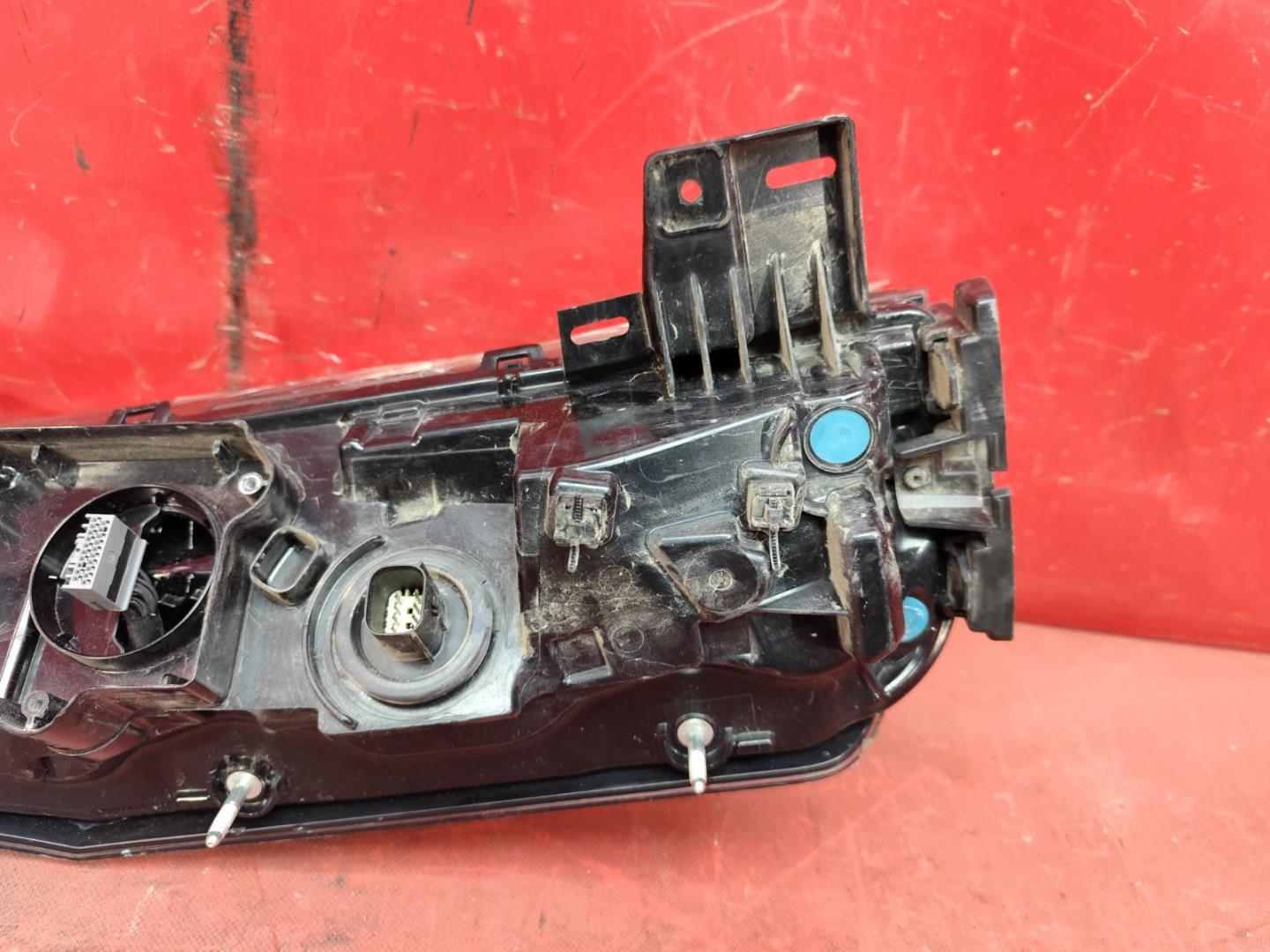 Фонарь задний