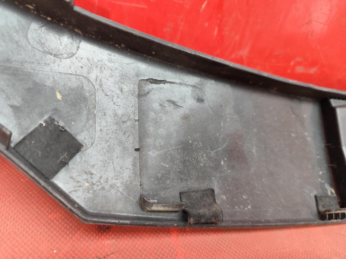 Накладка на решетку радиатора