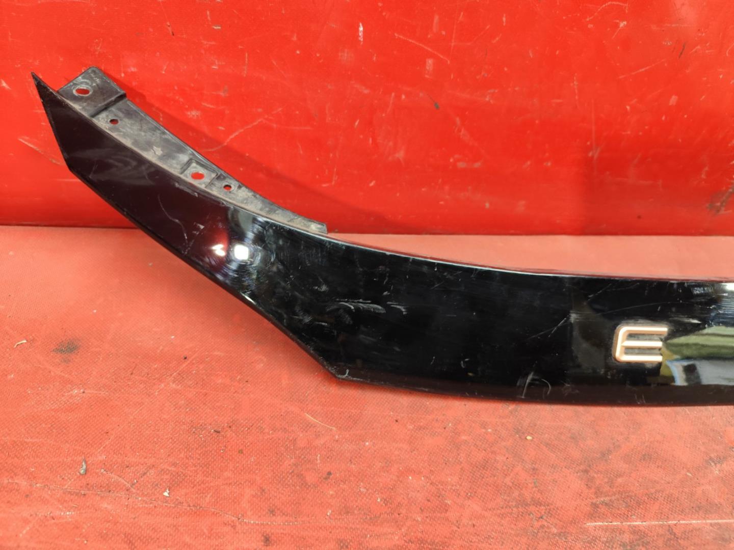 Накладка на решетку радиатора