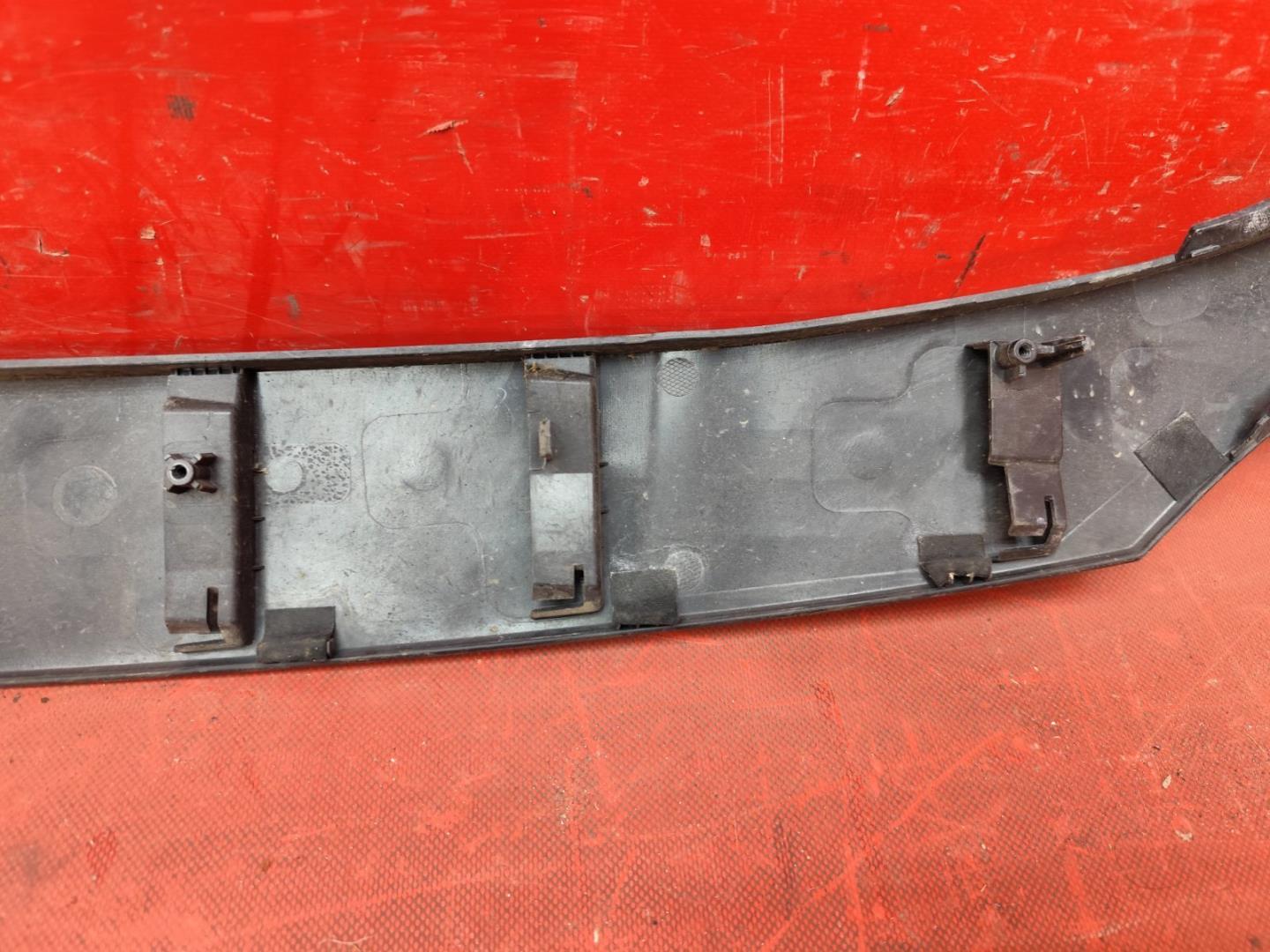 Накладка на решетку радиатора