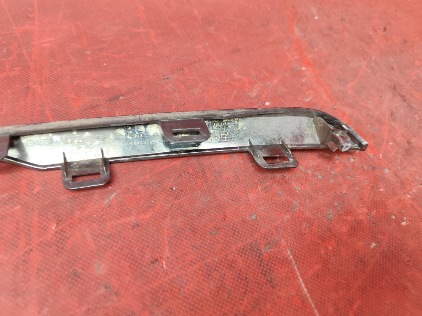 Накладка на решетку радиатора