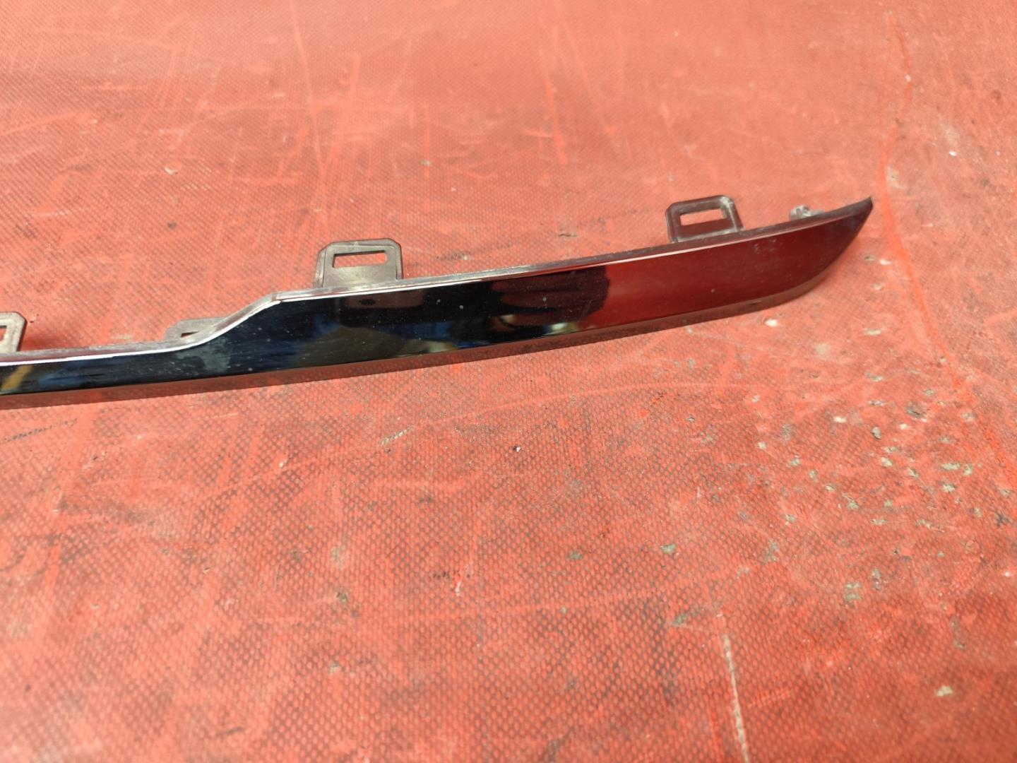 Накладка на решетку радиатора