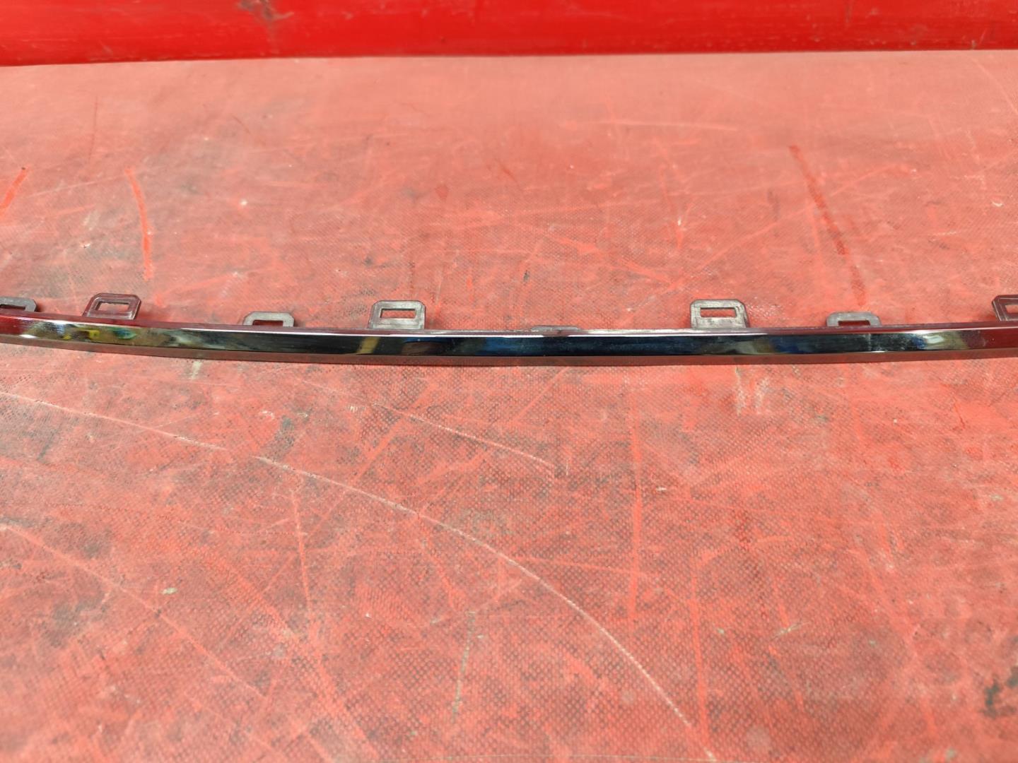 Накладка на решетку радиатора