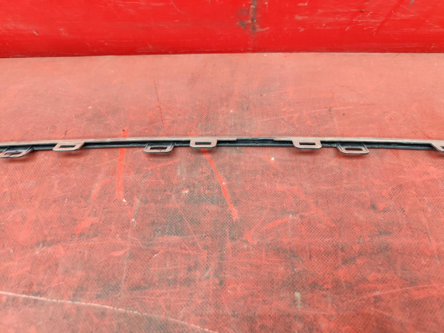 Накладка на решетку радиатора