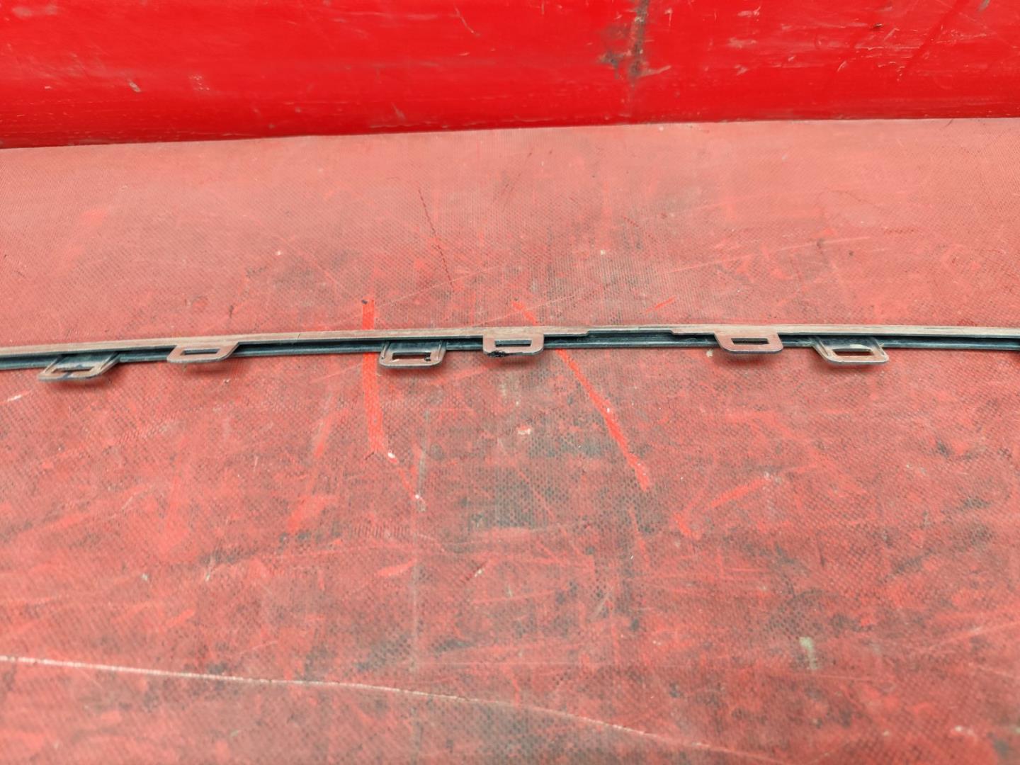 Накладка на решетку радиатора