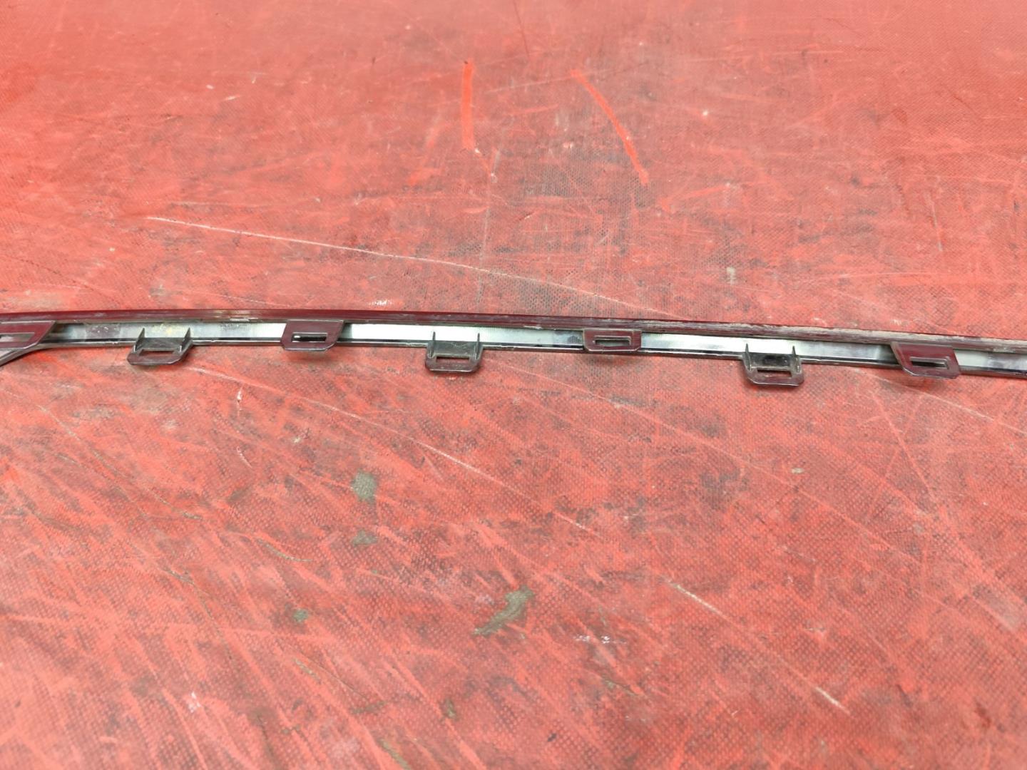 Накладка на решетку радиатора