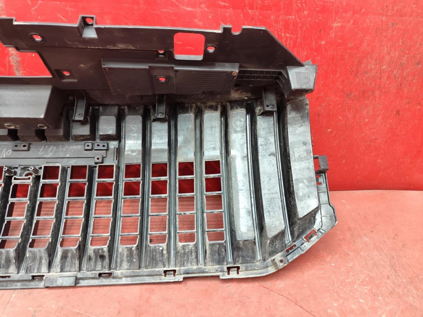 Решетка радиатора