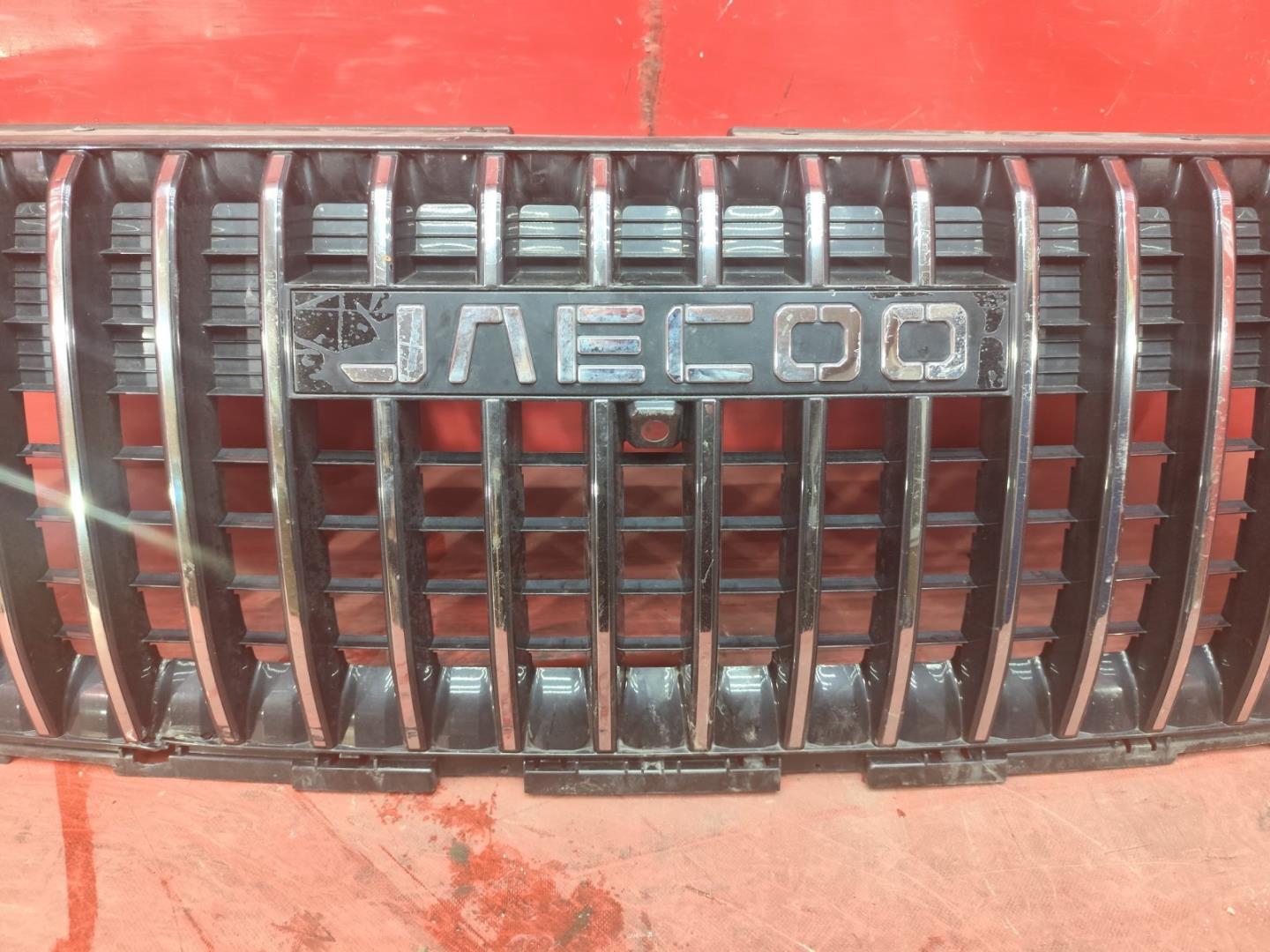 Решетка радиатора