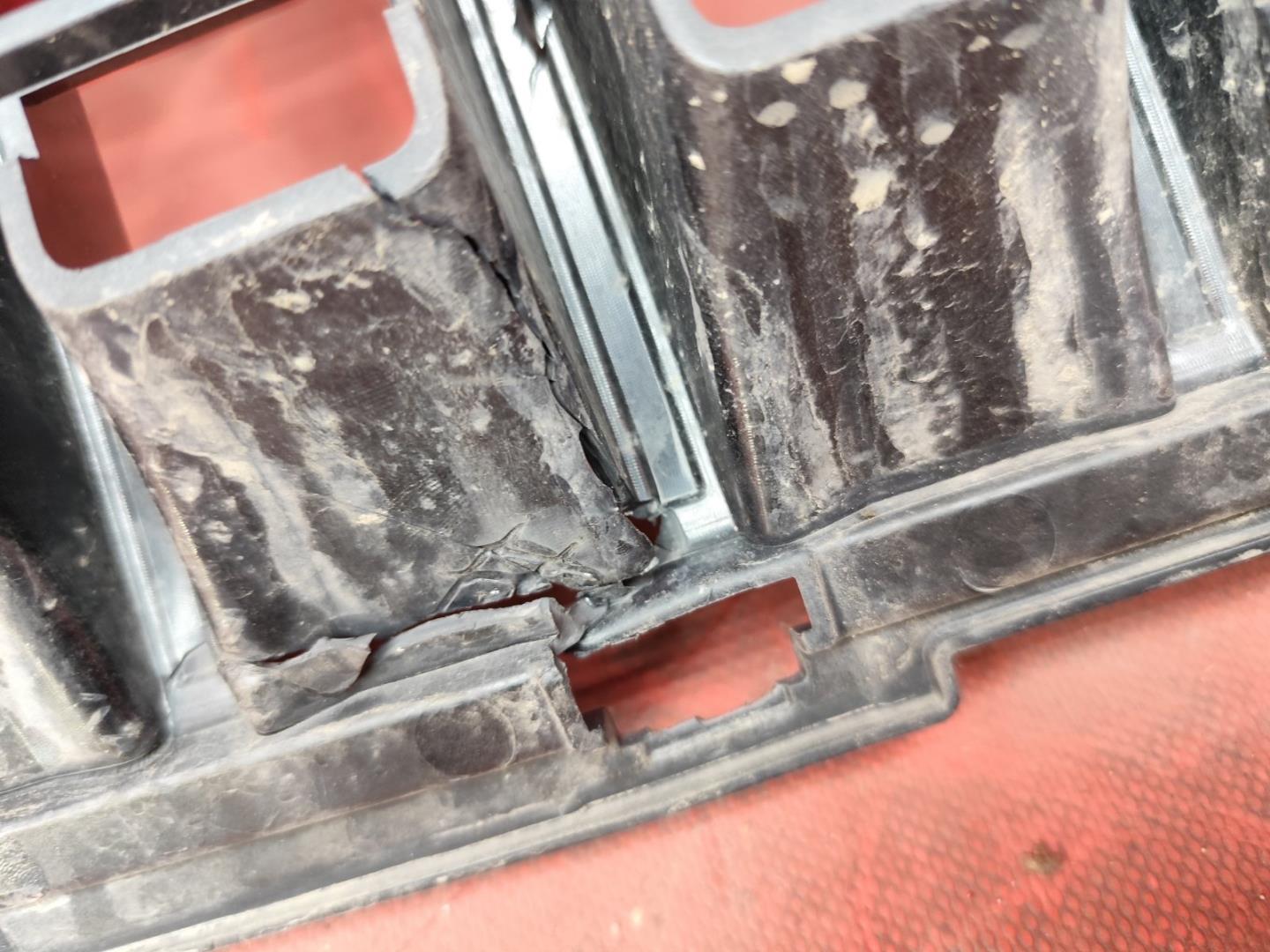 Решетка радиатора