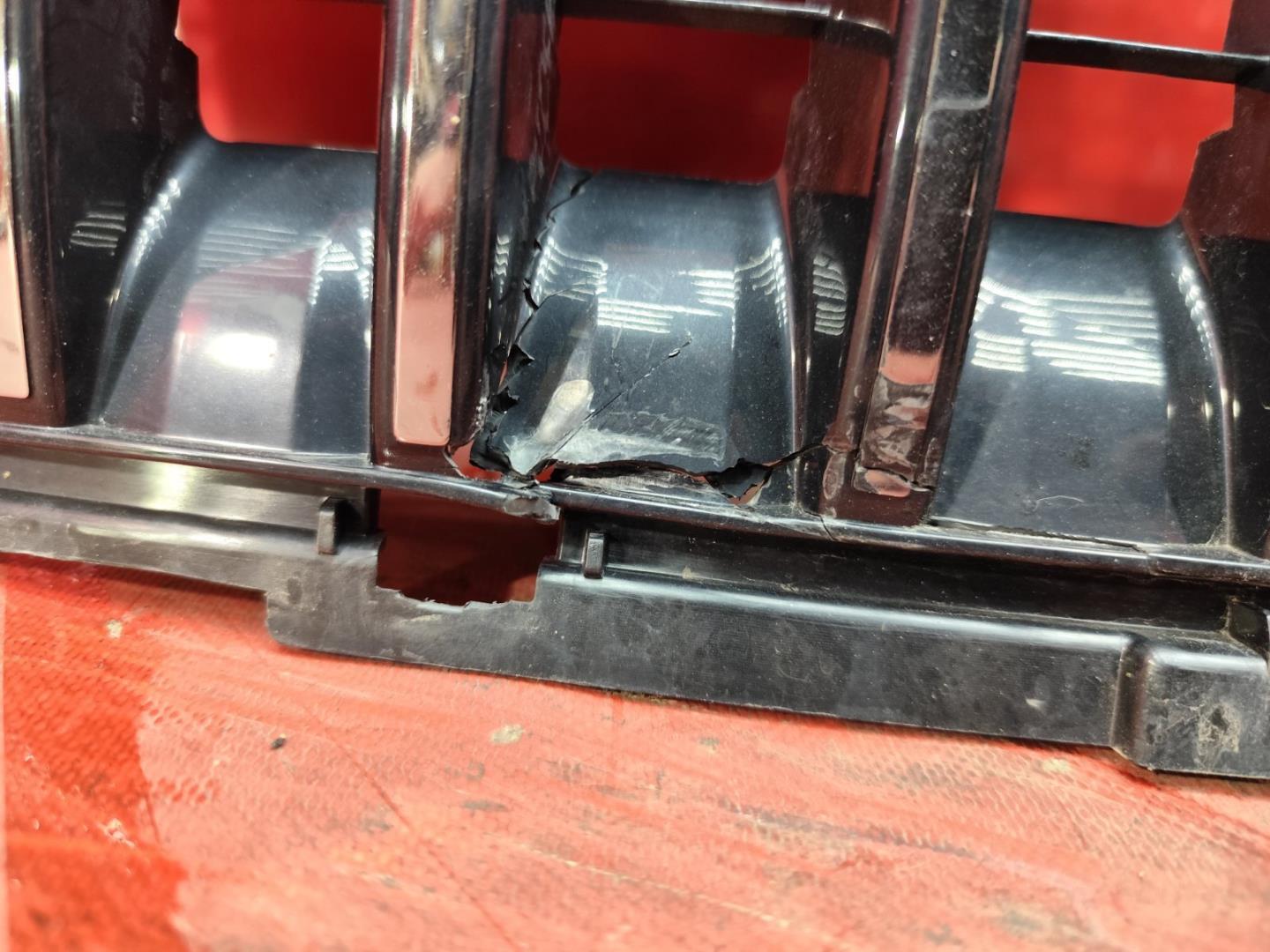 Решетка радиатора