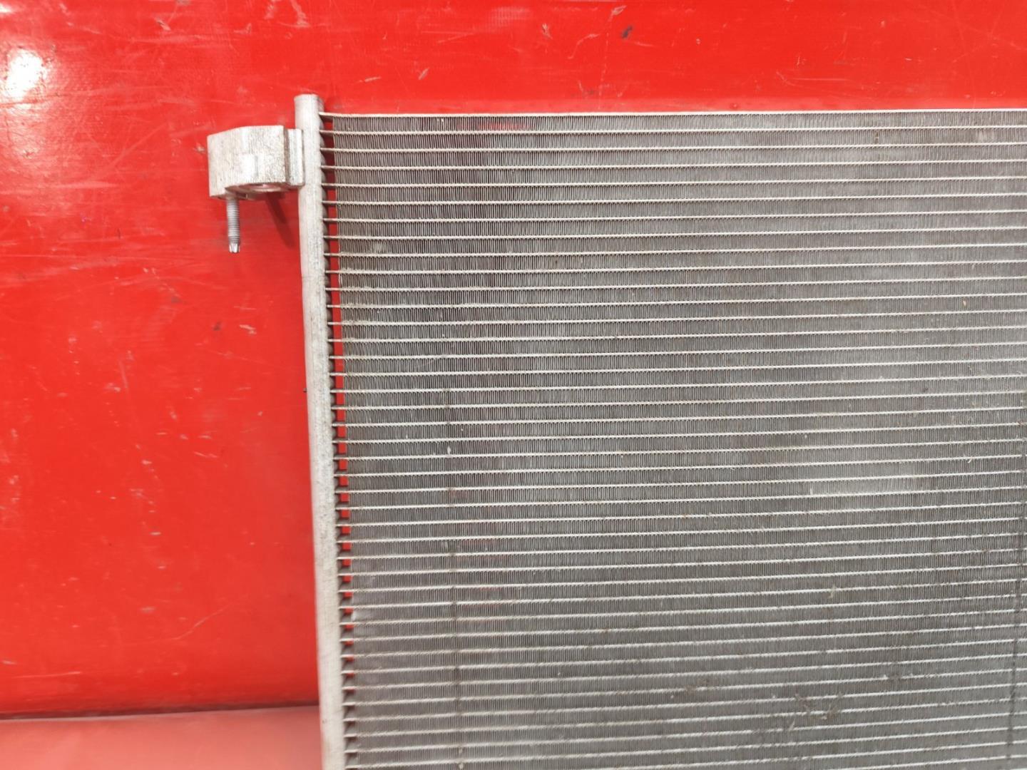 Радиатор кондиционера / конденсер