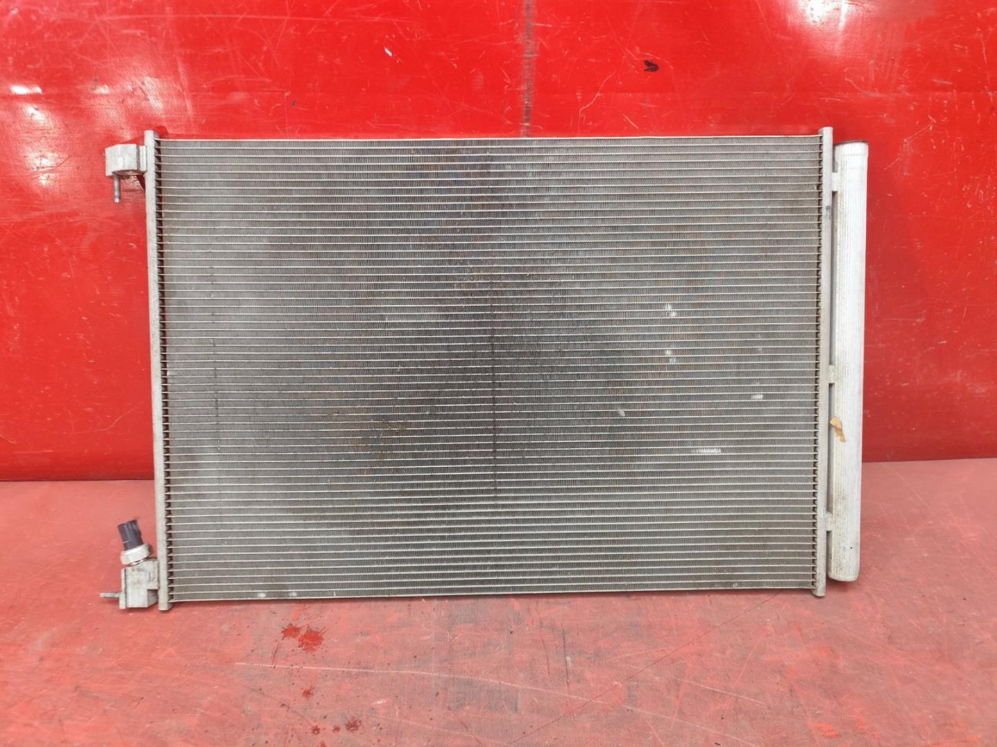 Радиатор кондиционера / конденсер