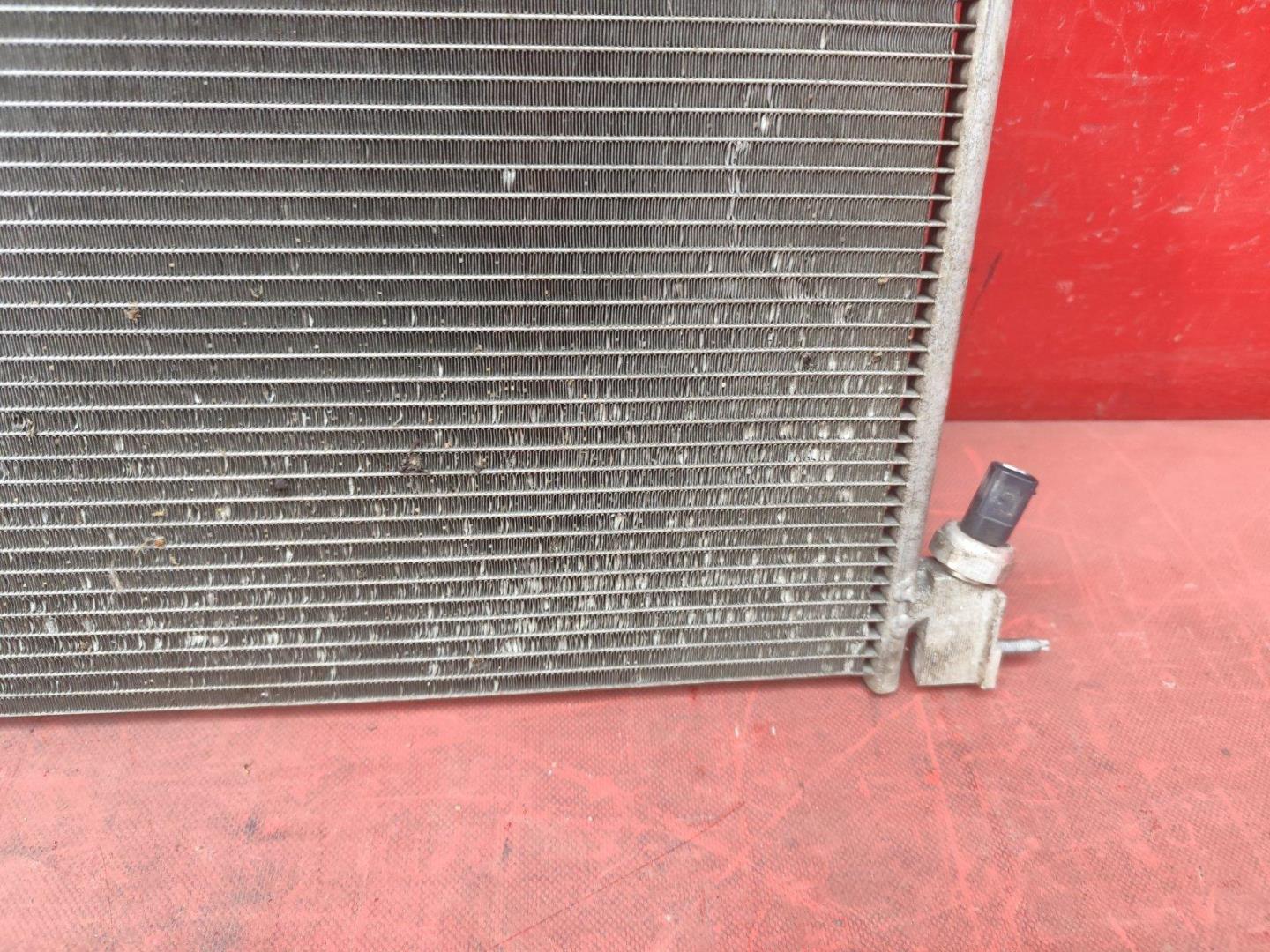 Радиатор кондиционера / конденсер