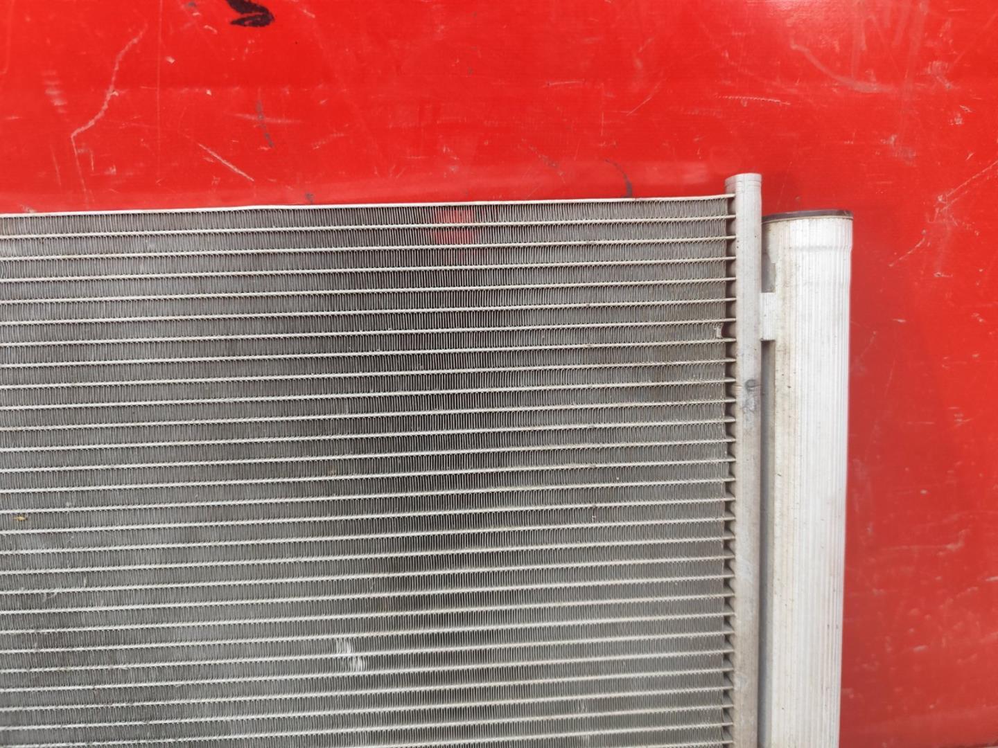 Радиатор кондиционера / конденсер