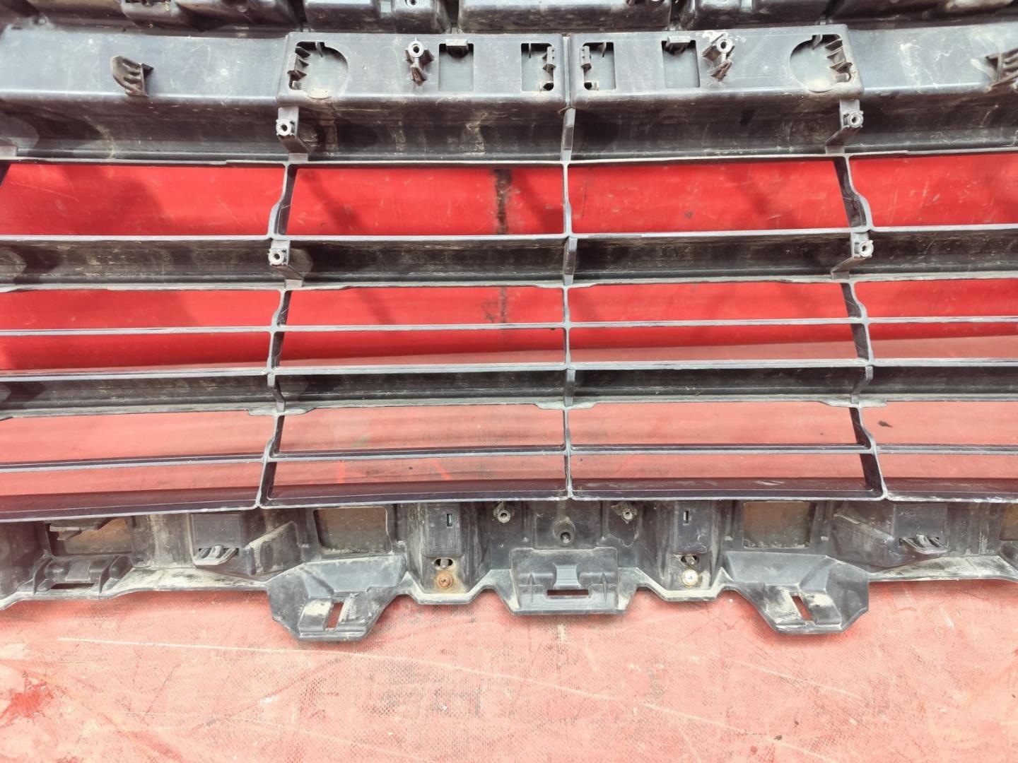 Решетка радиатора