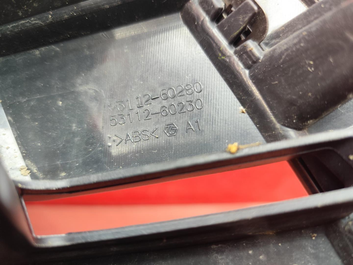 Решетка радиатора