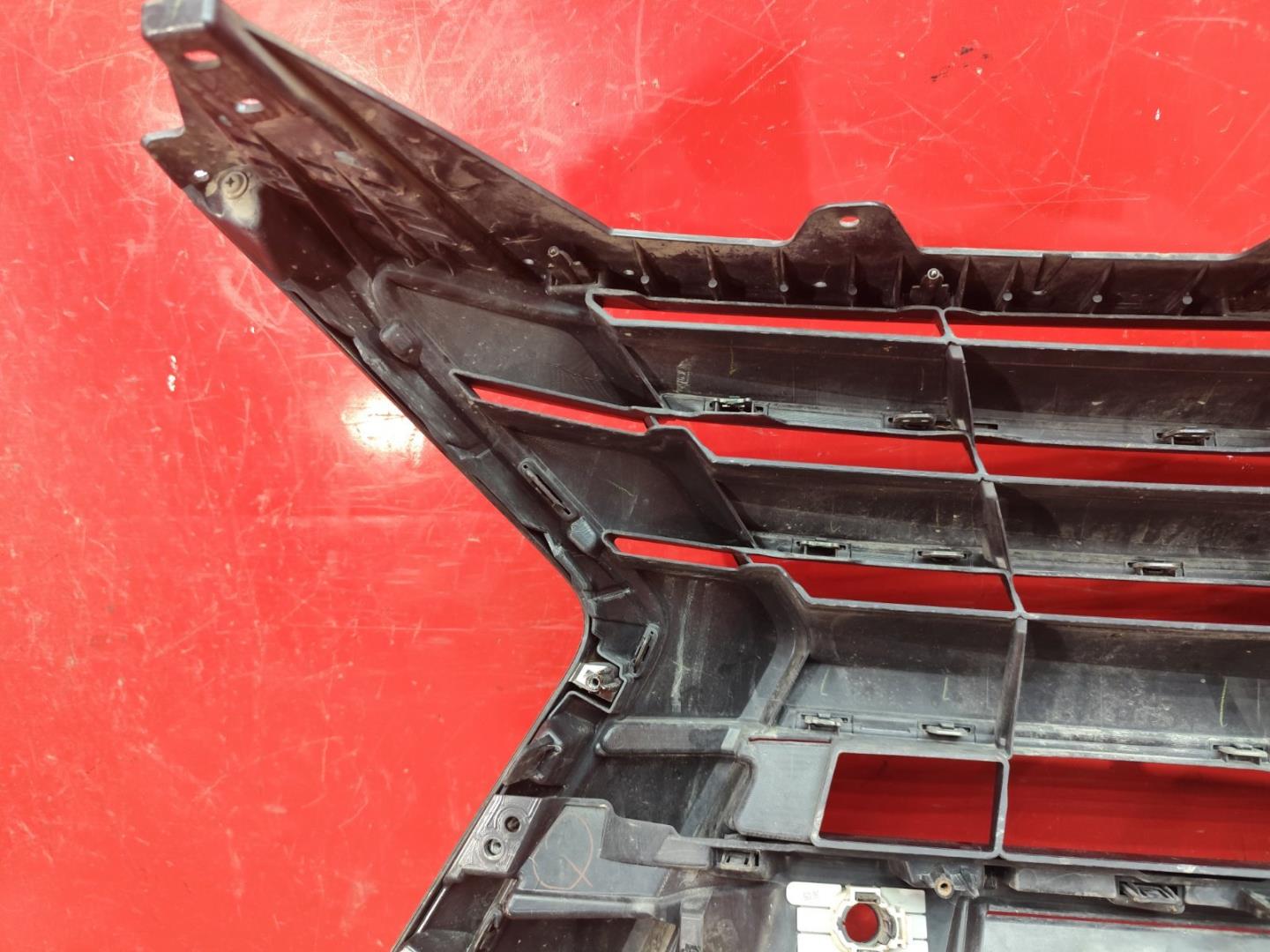 Решетка радиатора