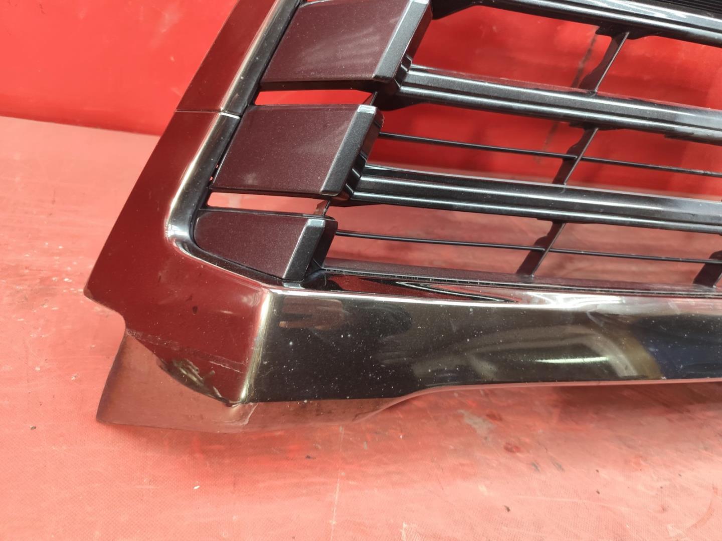 Решетка радиатора