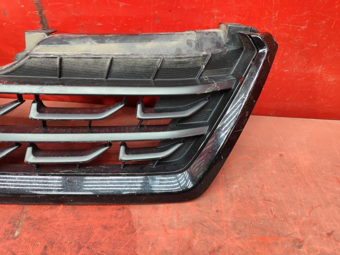 Решетка радиатора