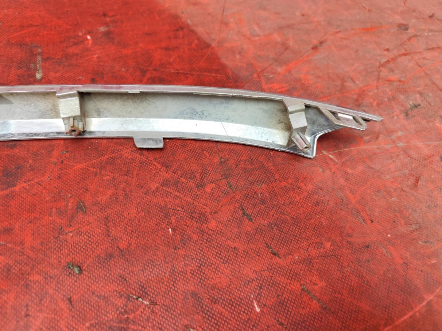 Накладка на решетку радиатора