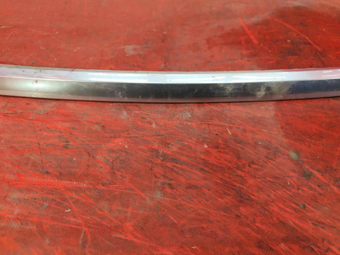 Накладка на решетку радиатора