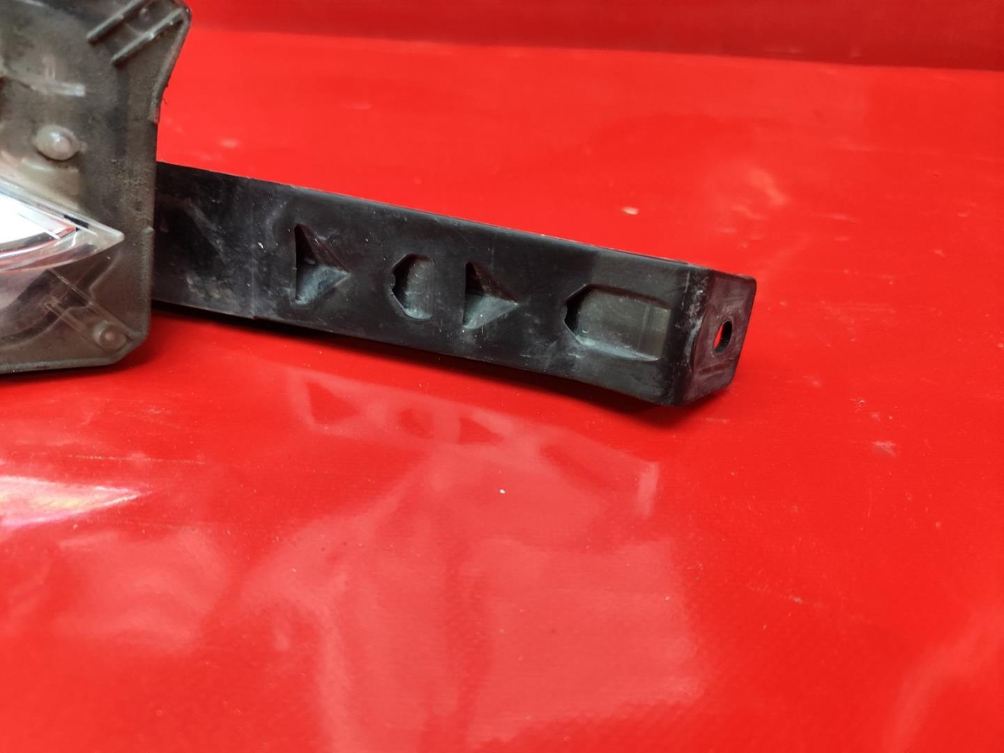 Фара противотуманная