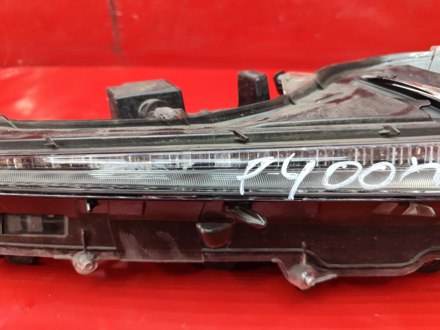 Фара дневного света (ходовые огни)